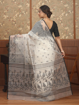 Ivory & Charcoal Handwoven Muslin Dhakai Jamdani Saree