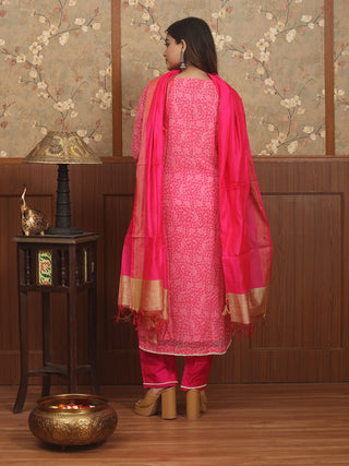 Rani Viraasat – Aari Embroidered Georgette Kurta Set