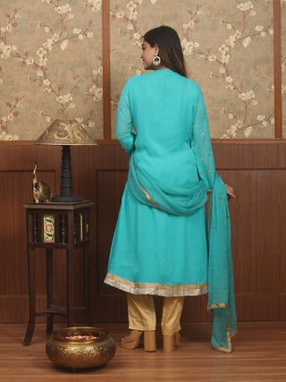 Neel Saanjh – Panel Embroidered Georgette Kurta Set
