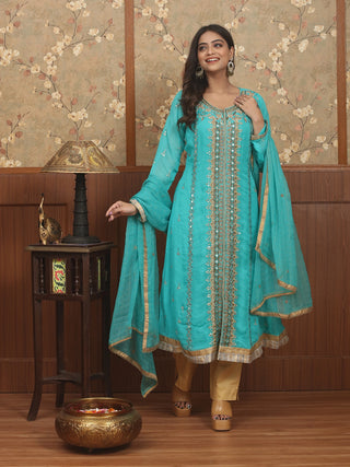 Neel Saanjh – Panel Embroidered Georgette Kurta Set