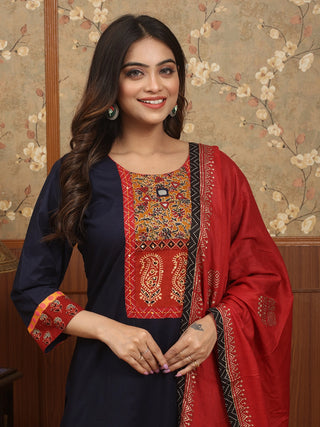 NEEL RAAGINI – Navy Lawn Cotton Designer Kurta Set with Kalamkari Yoke & Gamthi Mirror Patchwork