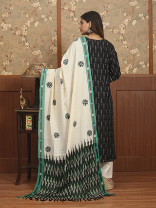 EMERALD KATHA – Noir & Emerald Double Ikkat Ensemble with Madhubani Accents