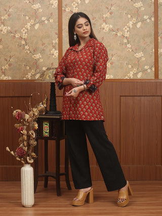 RANJITA MADDER – Madder Red Ajrakh Cambric Cotton Shirt-Collar Top
