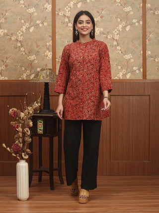 RAKTIKA VISTAR – Madder Red Ajrakh Cambric Cotton Top