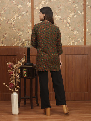 ARANYA RAGA – Olive Ajrakh Cambric Cotton Top