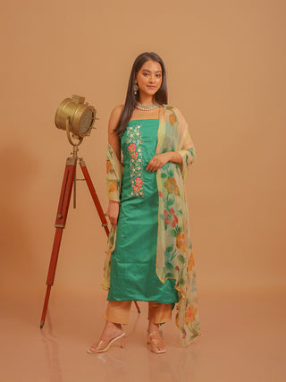 Emerald Green Bangalore Silk Kurta Set with Hand Aari Work and Hand-Painted Chiffon Dupatta