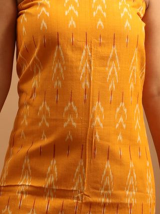 MUSTARD IKKAT COTTON KURTA SET WITH TRIANGLE PATTERN DUPATTA