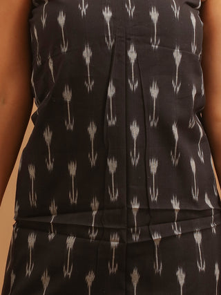 BLACK IKKAT COTTON KURTA SET WITH POLKA DOT DUPATTA