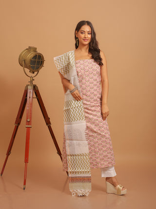 Dusty Rose Pink Kurta with Lotus Motif Print and Classic Floral Kota Dupatta