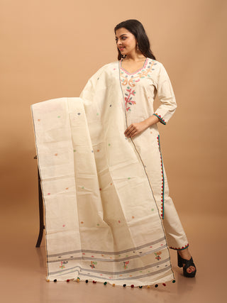 Ivory Bengal Handloom Cotton Jamdani Kurta Set with Appliqué Trims