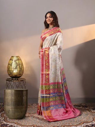 Shvetkamal- Ivory and Pink Rajkot Single Ikkat Pure Mulberry Silk Patola Saree
