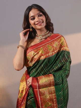 Nandivana-Rich Forest Green Rajkot Single Ikkat Pure Mulberry Silk Patola Saree