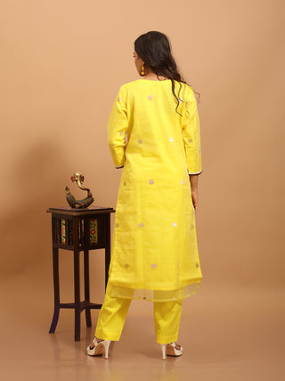 Lemon Yellow Bengal Muslin Jamdani Kurta Set with Metallic Weaves