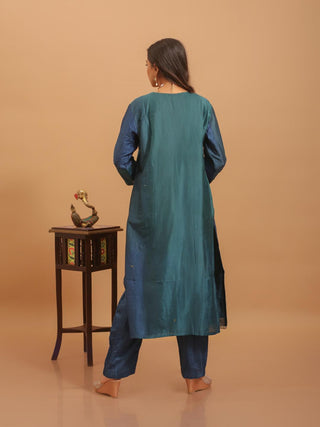 Teal-Blue Hand Zardozi Embroidered Muslin Kurta Set with Chiffon Dupatta