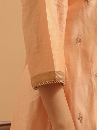 Peach Muslin Kurta Set with Hand Zardozi Embroidery and Chiffon Dupatta
