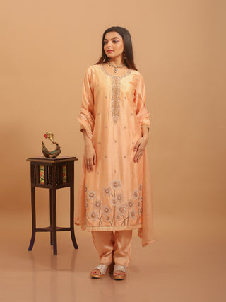 Peach Muslin Kurta Set with Hand Zardozi Embroidery and Chiffon Dupatta