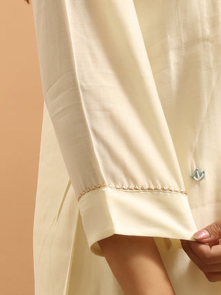 Cream Dola Silk Kurta Set with Multicolour Zardozi Embroidery & Banarasi Dupatta