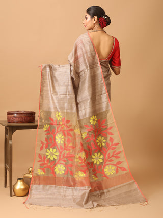 Light Grey Pure Matka Silk Saree With Red Muslin Pallu Woven With Floral Jaal