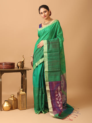 Pure Matka Silk Saree With Three-Tone Green Body And Blue Muslin Pallu With Paisleys