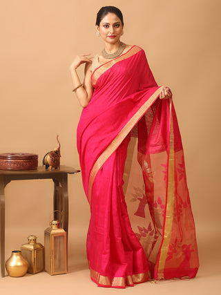Fuchsia Bengal Handloom Cotton Silk Saree With Golden Zari Border And Jamdani Pallu