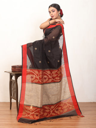 Black And Red Bengal Handloom Cotton Silk Saree With Jamdani Pallu
