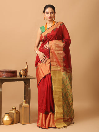 Red Bengal Handloom Cotton Silk Saree With Temple Border And Golden Jamdani Pallu