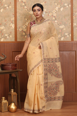 Beige Bengal Tant Cotton Saree With Maroon And Black Kantha Embroidery