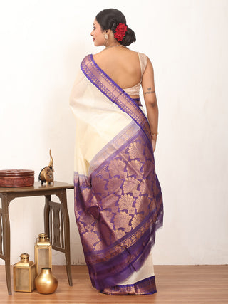 White Checkered Pure Cotton Gadwal Saree With Ink Blue Pure Silk Border And Pallu
