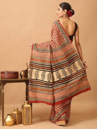 Beige Colour Pure Jaipur Mul Cotton Saree With Bagru Print