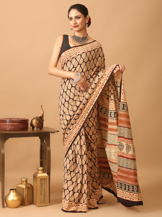 Beige Colour Pure Jaipur Mul Cotton Saree With Bagru Print
