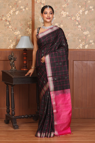 Black and Magenta Pure Kanjivaram Silk Saree