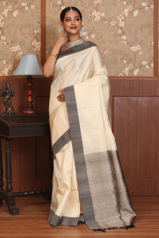Cream and Grey Pure Kanjivaram Silk Saree